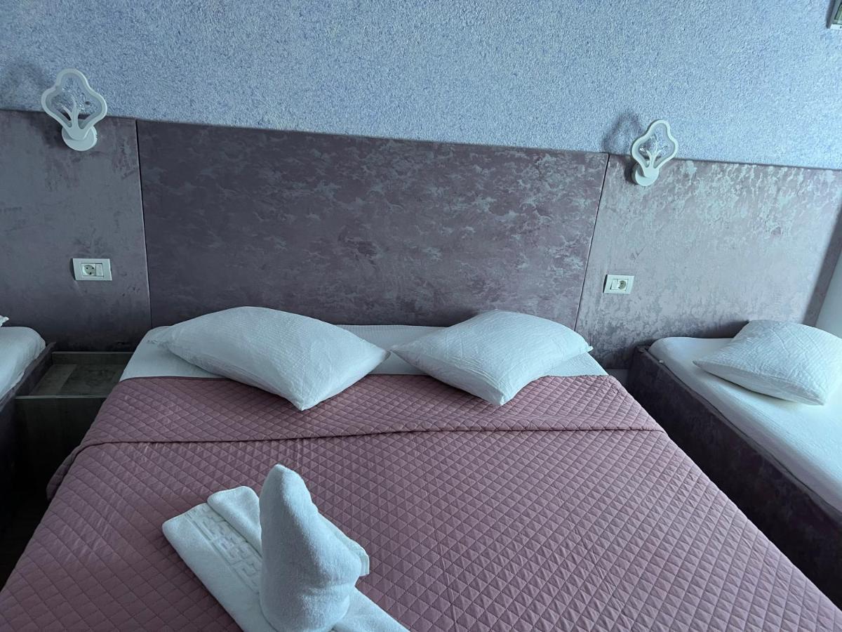 Hotel Miniom 콘스탄차 외부 사진