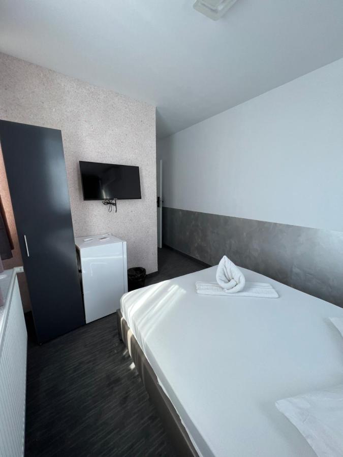 Hotel Miniom 콘스탄차 외부 사진