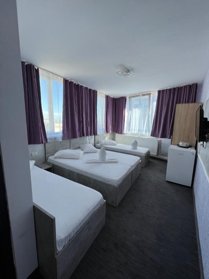 Hotel Miniom 콘스탄차 외부 사진